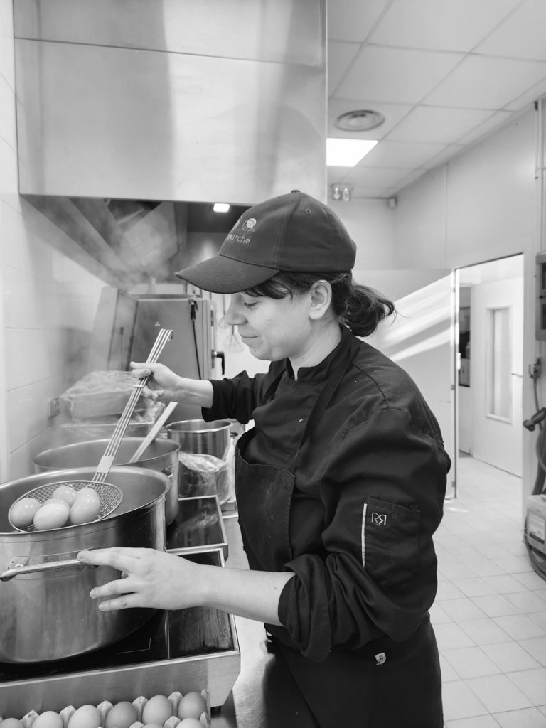 Suzanne, apprentie cuisinière